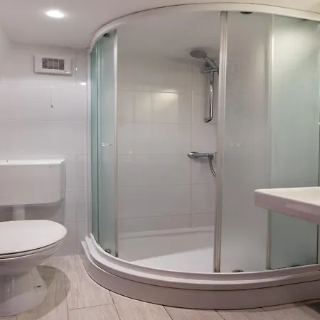 Ivana Old Town - 2 Adults - Apt1 Apartament *