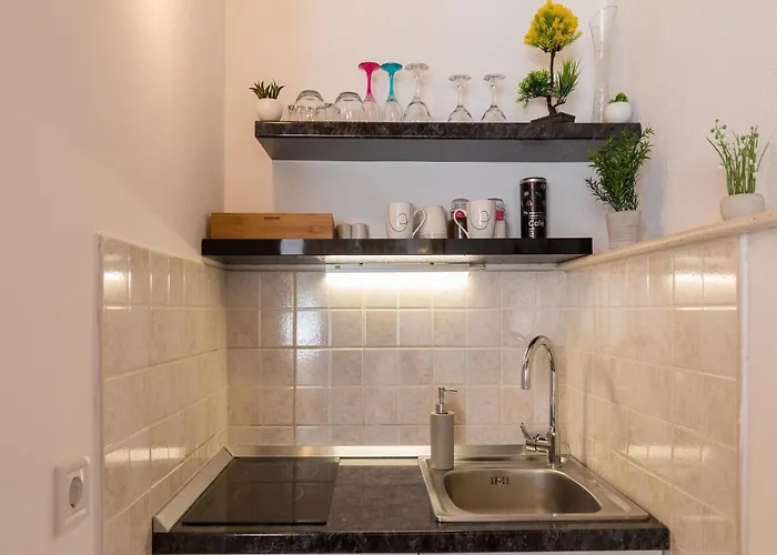 Ivana Old Town - 2 Adults - Apt1 Apartament *