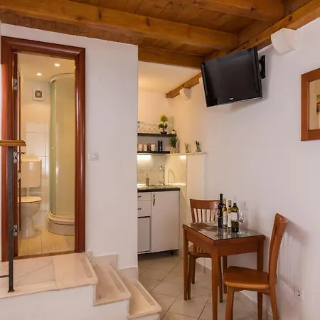 Ivana Old Town - 2 Adults - Apt1 Dubrovnik